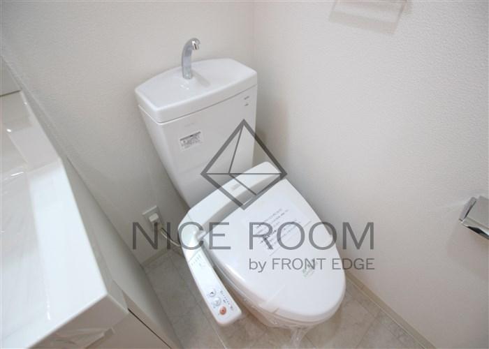 トイレ　ラブ心斎橋ウエスト　トイレ