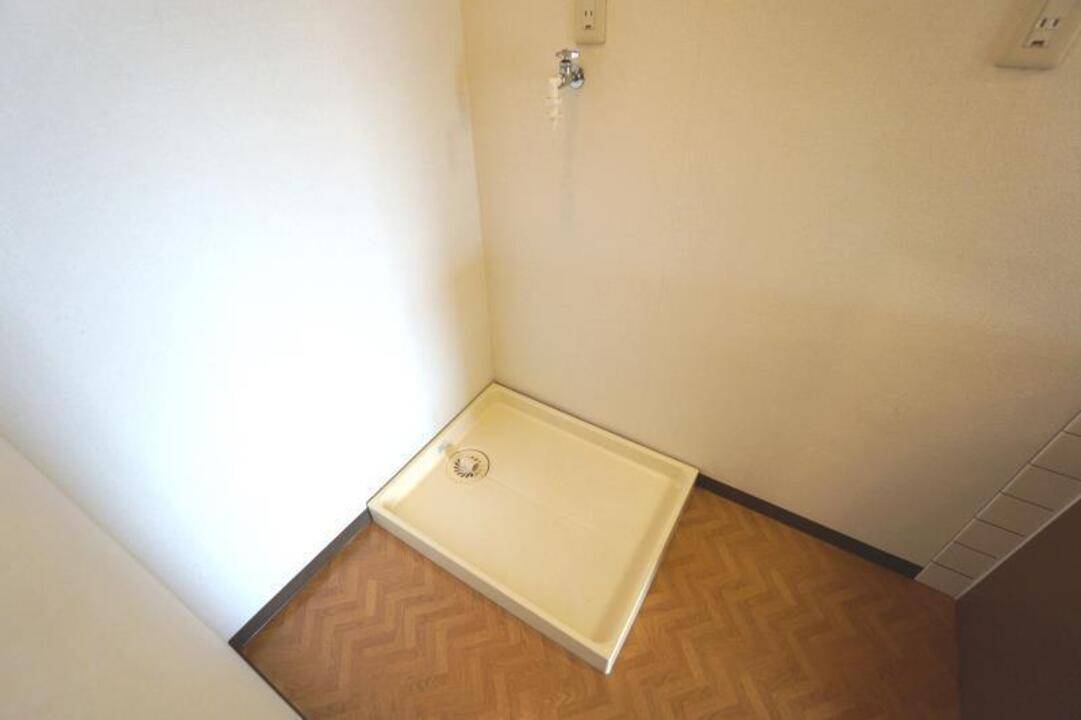 洗面設備　洗濯機置場