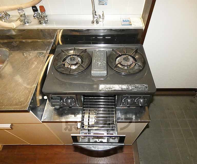 キッチン　二口ガスコンロです。