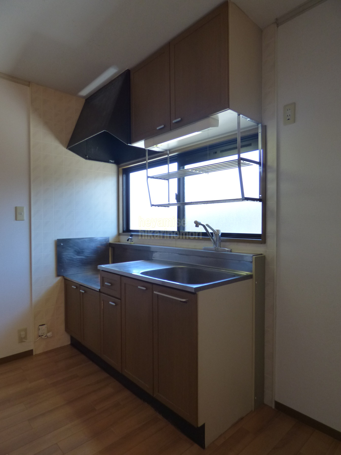 キッチン　写真は同型モデル