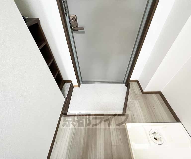 玄関　清潔感のある玄関です。