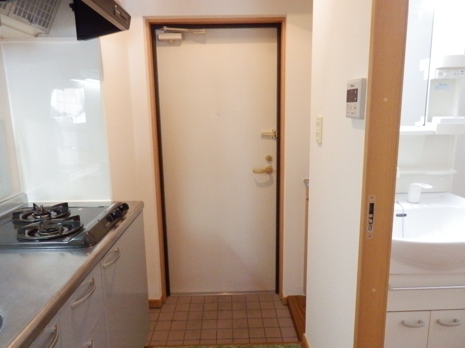 玄関　別号室の写真です