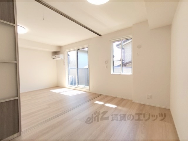 居室・リビング　洋室