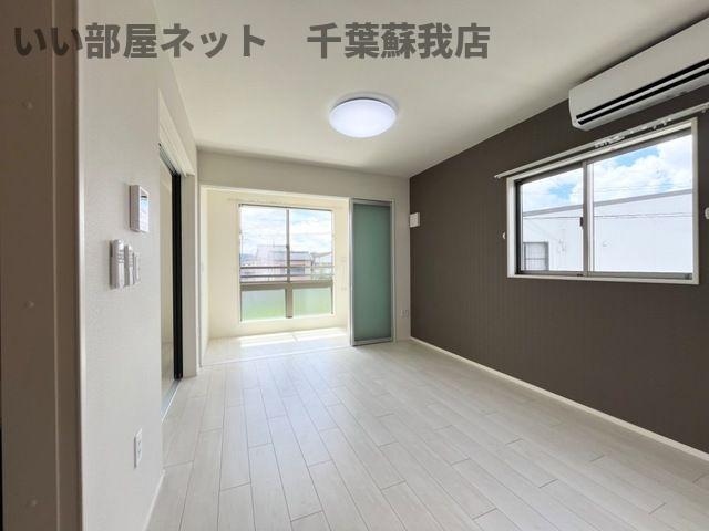 居室・リビング　使いやすい居間です