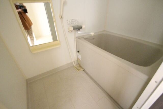 バス・シャワールーム　※１ＬＤＫへ変更前の写真です※