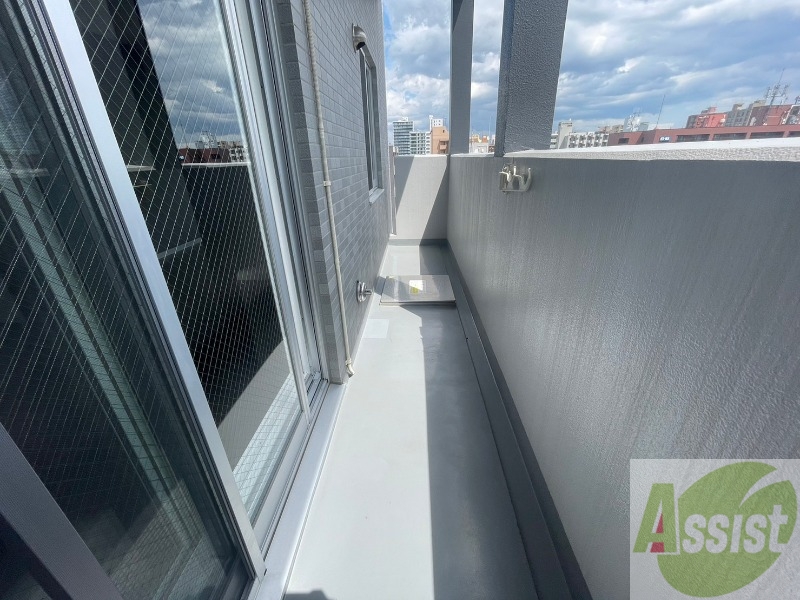 バルコニー　バルコニーです。洗濯物を干したり一息ついたりできますね！