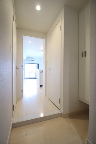 玄関　類似別物件の写真です