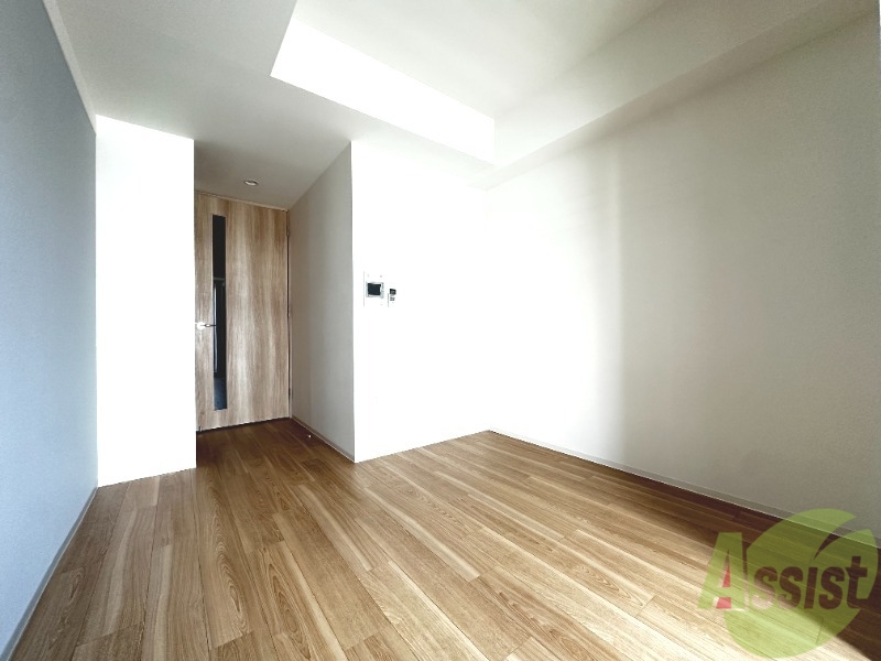 居室・リビング　フローリング貼りの綺麗な室内です