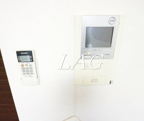 セキュリティ　モニター付きインターホンです。
