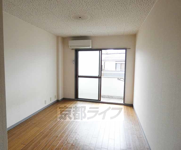 居室・リビング　使いやすい四角のお部屋