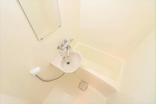 バス・シャワールーム　バスルーム・トイレの独立設計で快適な毎日を！