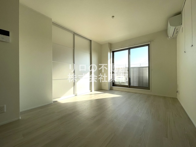 居室・リビング　リビングでゆったりくつろげる憩いの空間♪