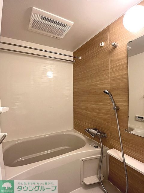 バス・シャワールーム　※写真は同タイプ住戸です。