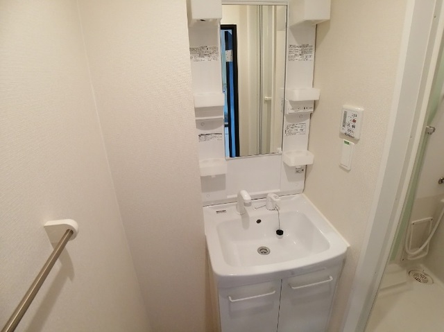 洗面設備　シャンプードレッサー
