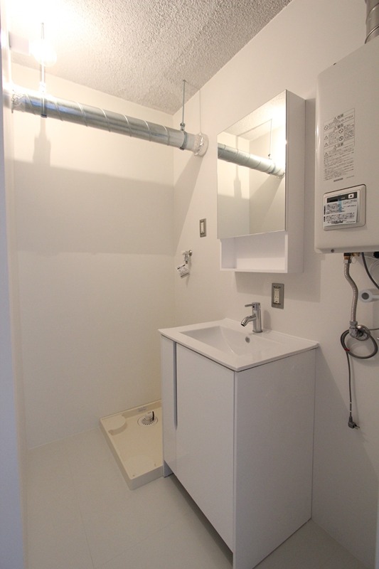 洗面設備　洗面化粧台