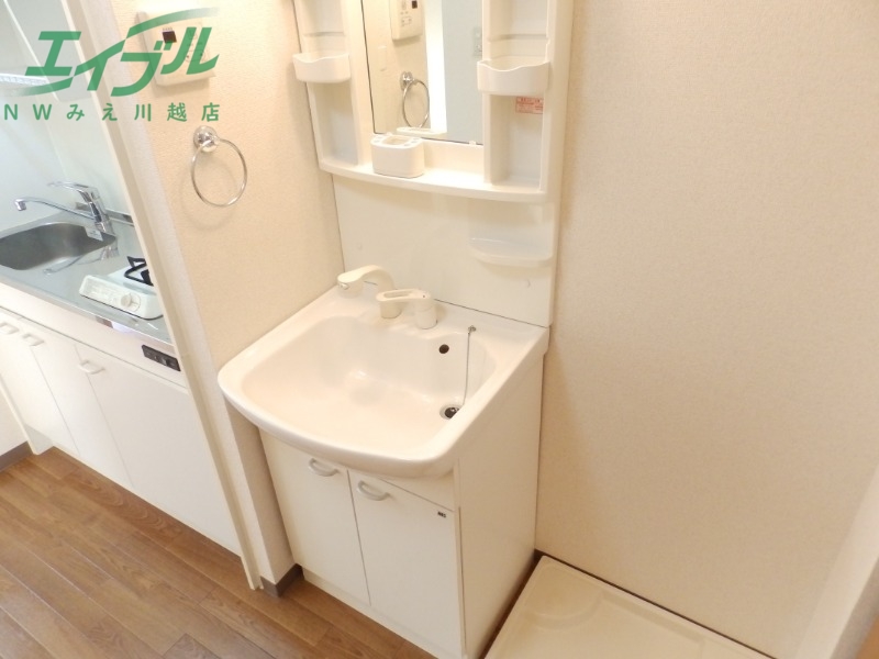 洗面設備　同物件別室写真