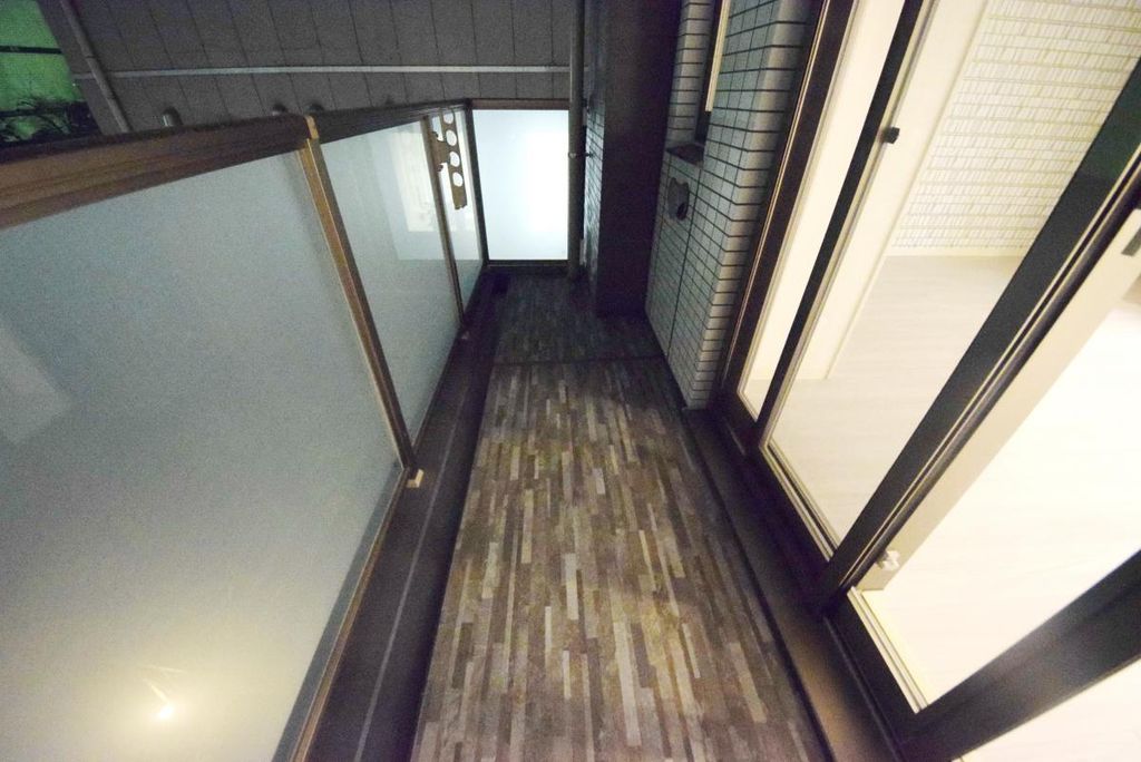 バルコニー　バルコニー