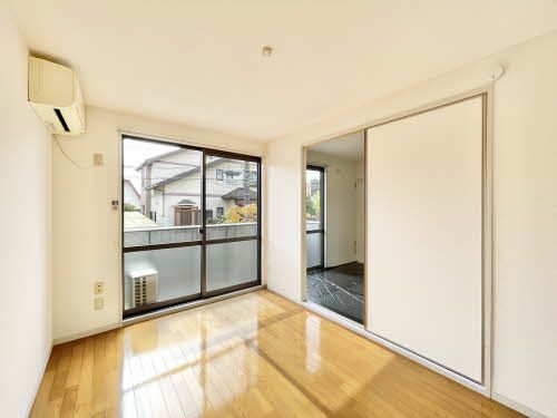 居室・リビング　洋室