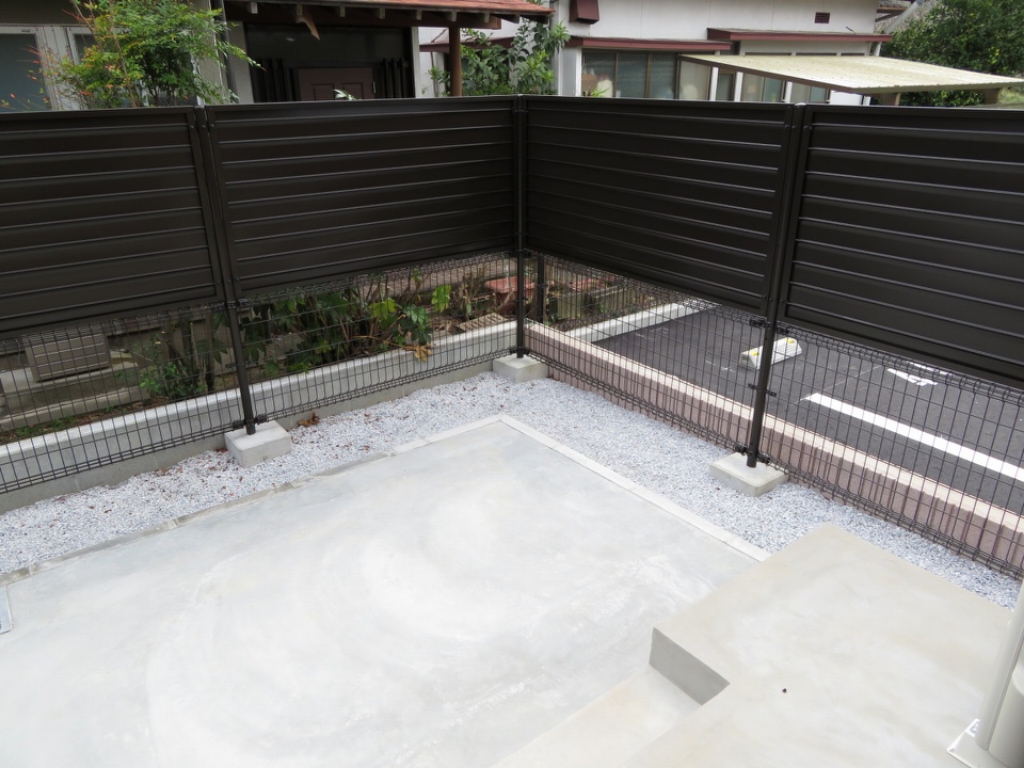 バルコニー　テラス