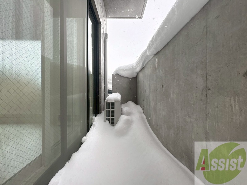 バルコニー　バルコニーです。洗濯物を干したり一息ついたりできますね！