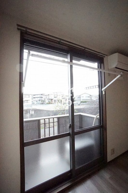 その他設備　室内物干しがあるので雨天時にもお洗濯ができます☆
