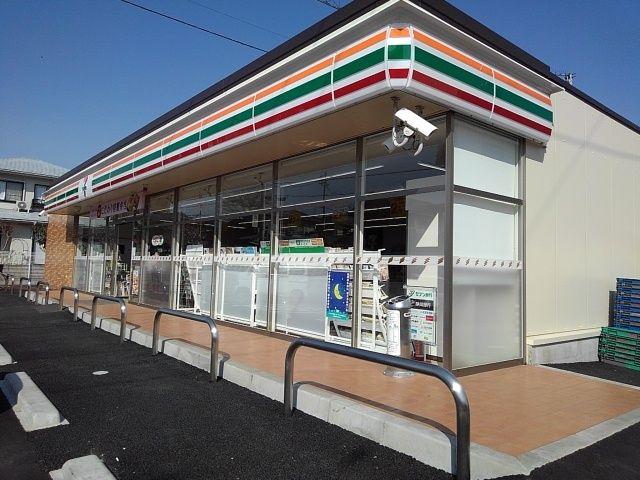 コンビニ　セブンイレブン富士市浅間上町店（コンビニ）まで260m