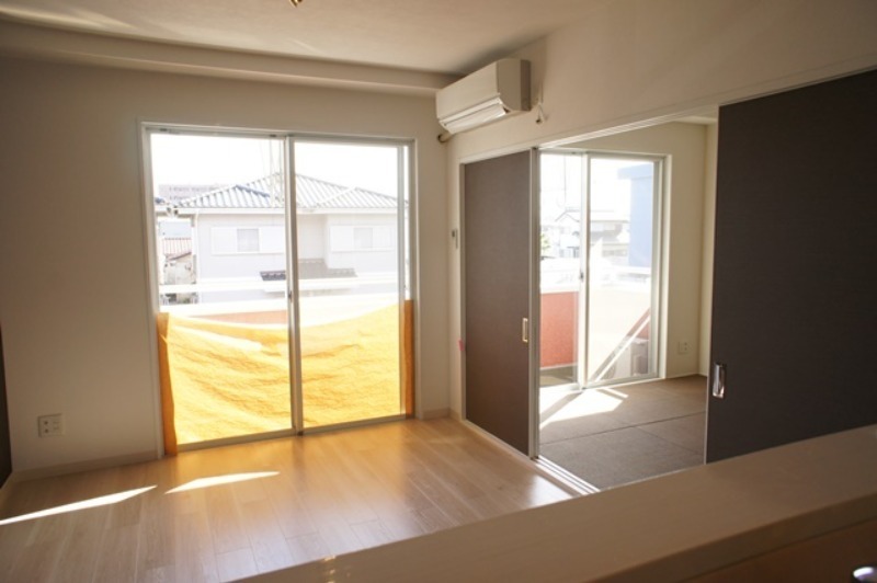 居室・リビング　図面と現状に相違がある場合には現状を優先