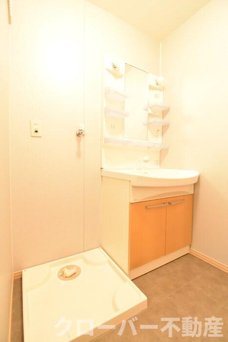 洗面設備　洗髪洗面化粧台・室内洗濯機置場