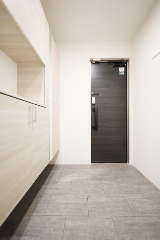 玄関　図面と現状に相違がある場合には現状を優先