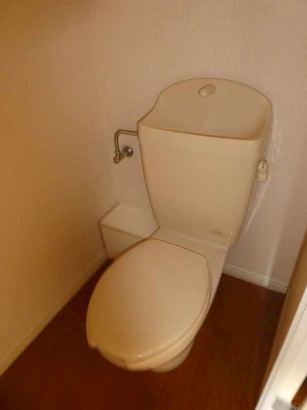 トイレ　人気のバストイレ別々です♪