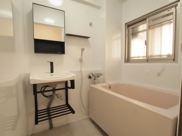 バス・シャワールーム