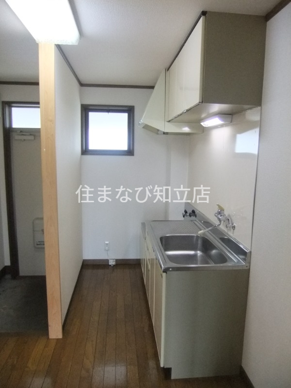 キッチン　同型別部屋写真