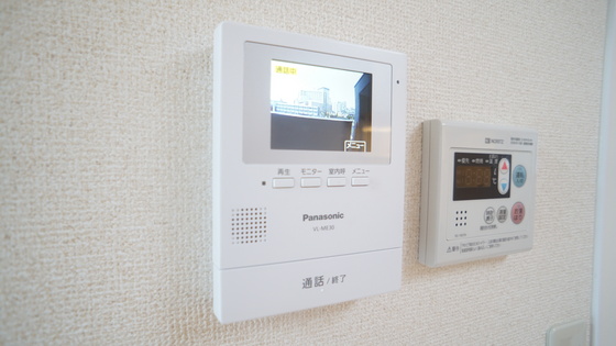 セキュリティ　モニター付きインターホン