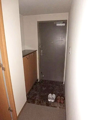 玄関　※別室参照