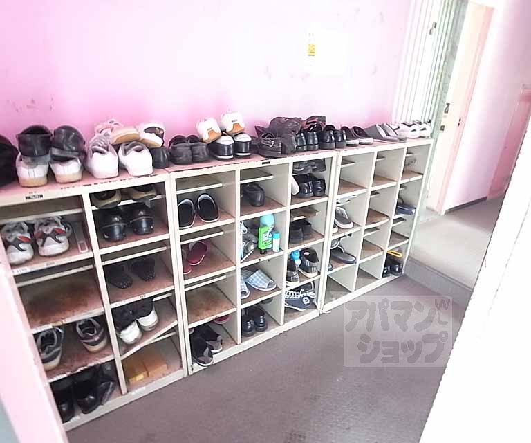 その他　共同下駄箱