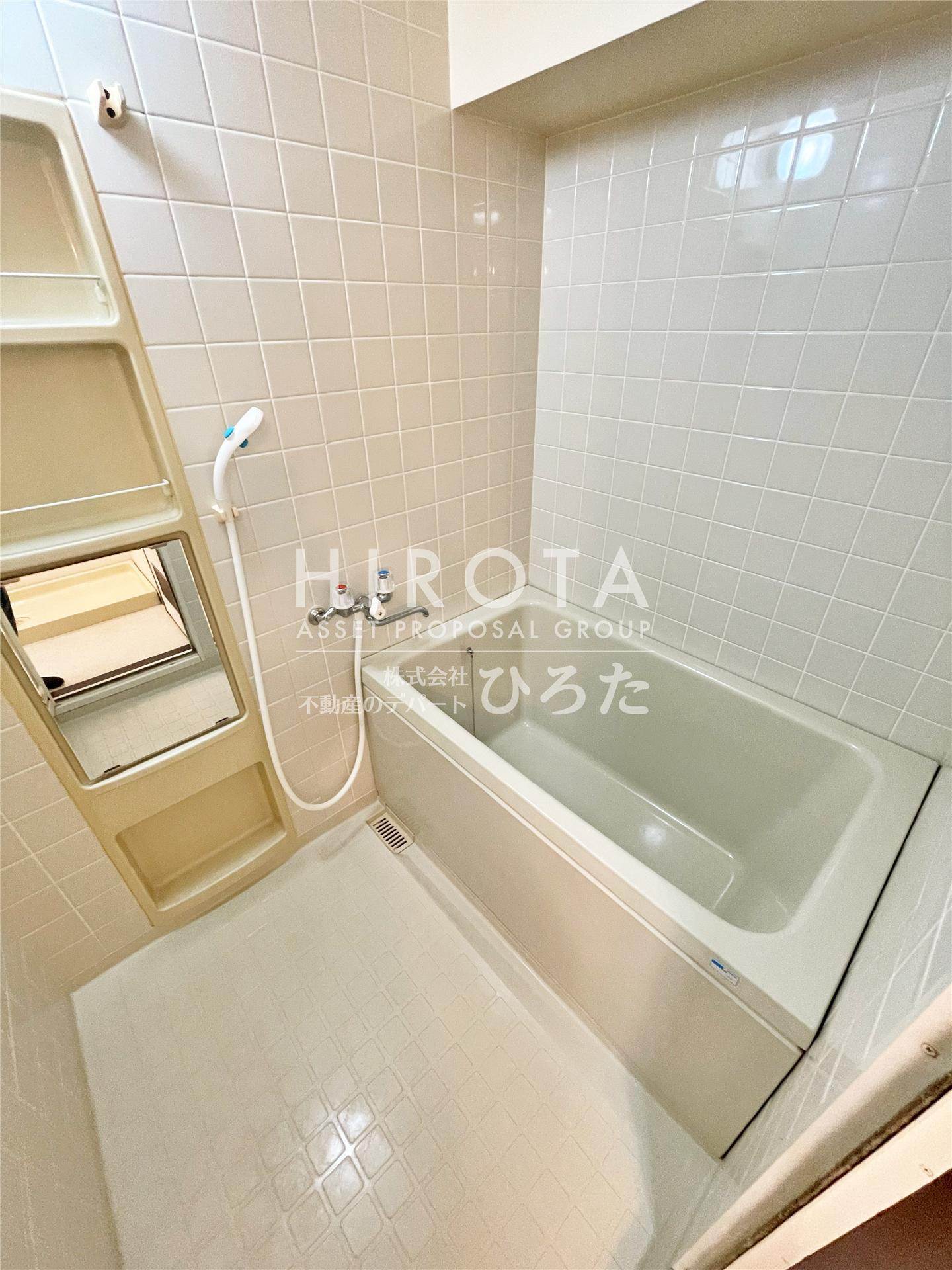 バス・シャワールーム