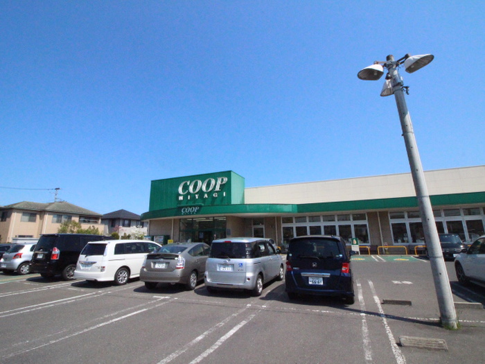 スーパー　COOP（スーパー）まで408m