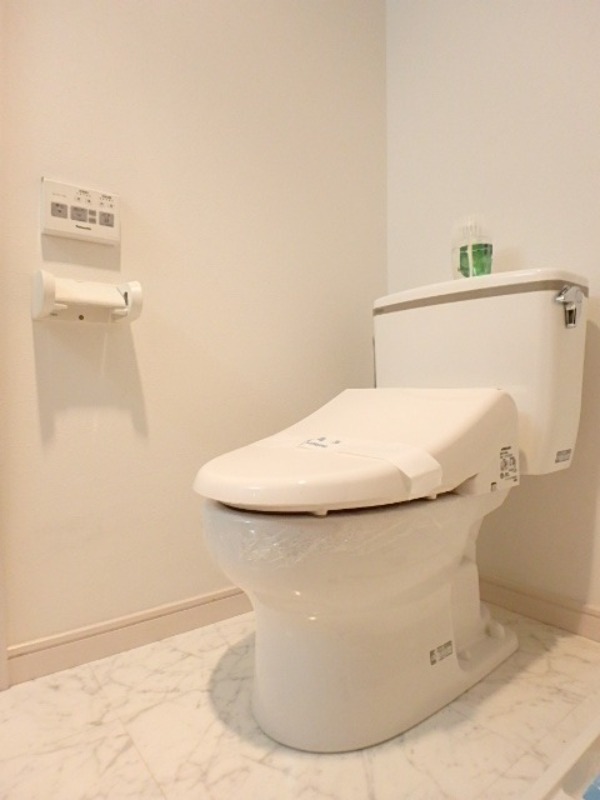 トイレ　図面と現状に相違がある場合には現状を優先