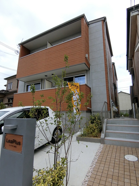 建物外観　２０１９．６築、山電藤江駅徒歩２分です！