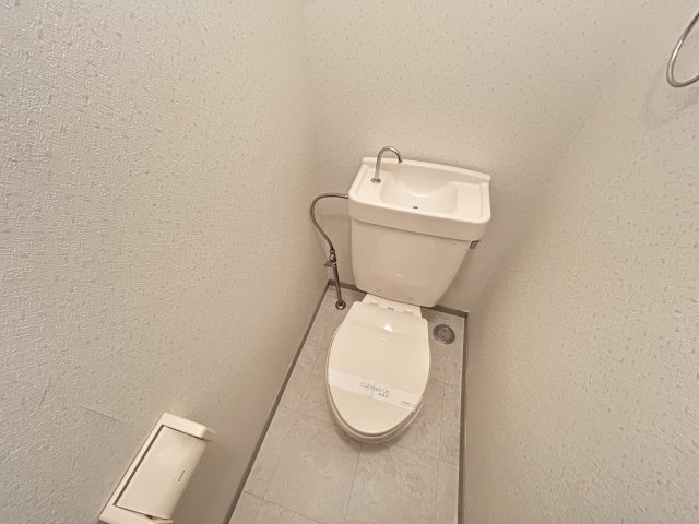 トイレ　ゆったりとした空間のトイレです