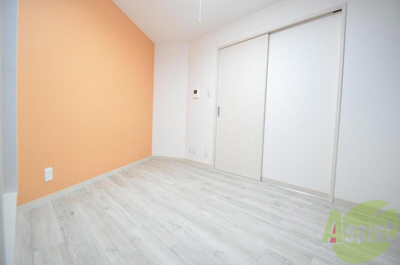 その他部屋・スペース　アクセントクロスがおしゃれなお部屋を演出