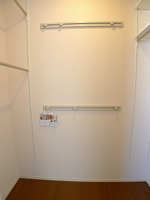 収納　ワンステップクローゼット