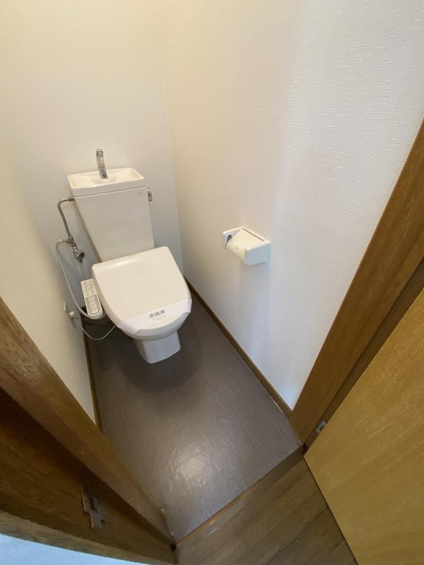 トイレ　トイレ