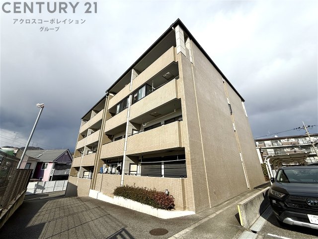 建物外観　モニター付きインターホンついてます♪