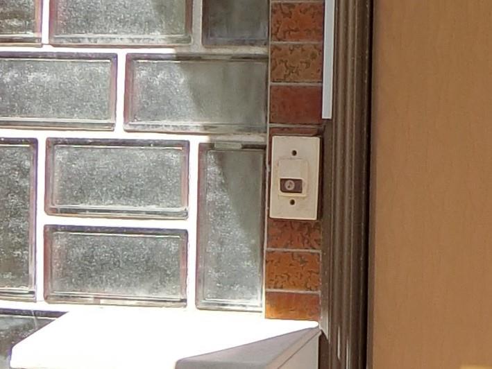 セキュリティ　玄関チャイム付き