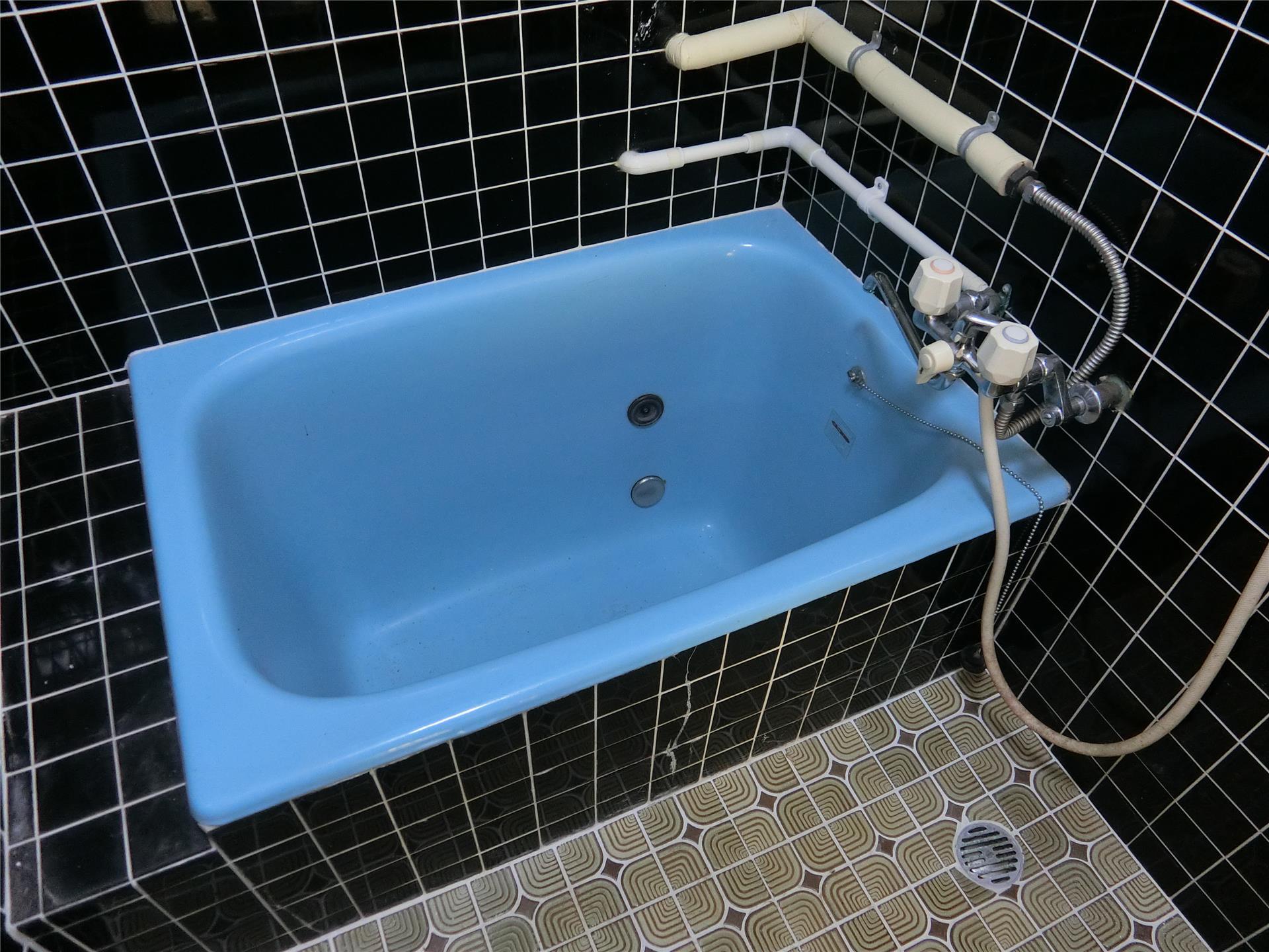 バス・シャワールーム　いつでも入浴可能なシャワー付きバスルーム♪