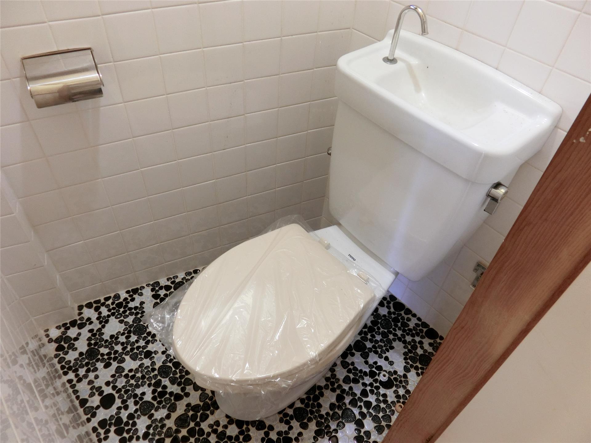 トイレ　お掃除のしやすい洋式トイレ♪