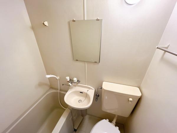 洗面設備　洗面台あり！