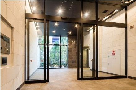 ロビー　★《見学予約受け付け中》設備充実のハイグレード賃貸マンション