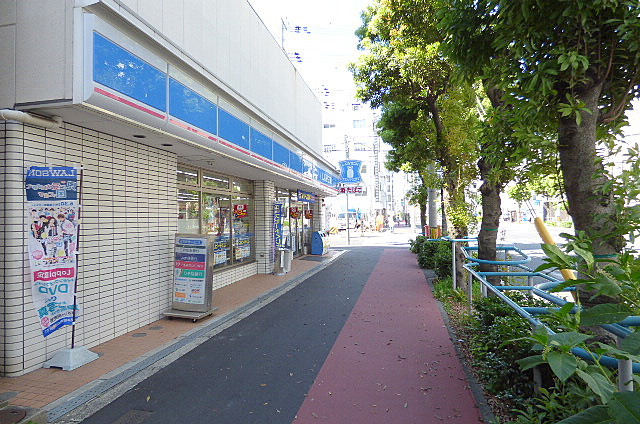 コンビニ　ローソン（コンビニ）まで323m